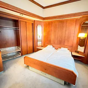 Gaestehaus Sophienstrasse Homestay Stuttgart